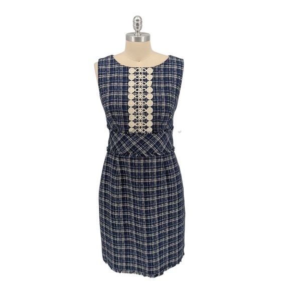 19885 Trina Turk Plaid Tweed Sheath Dress size Medium preppy fall spring classic - Picture 1 of 5